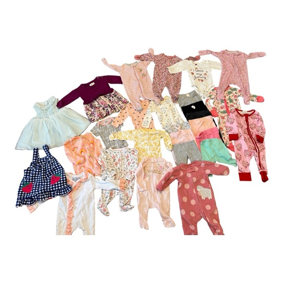 Baby Girl Clothing Bundle - Picture 2 of 16